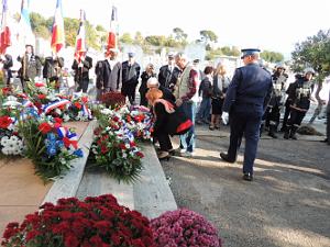 2017 11 01 TOULON CIMETIERRE DE LAGOUBRAN CEREMONIE DU 1 ER NOVEMBRE (62)